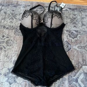 Black lacy body suit. Medium. Nwt